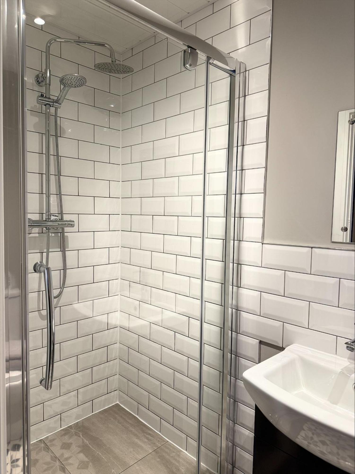 Castle Rise Accommodation كينغستون أبون هول المظهر الخارجي الصورة